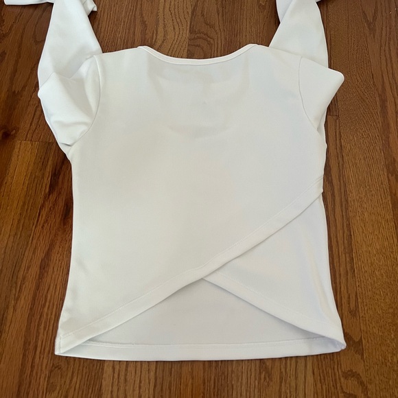 Workout top - Picture 4 of 4